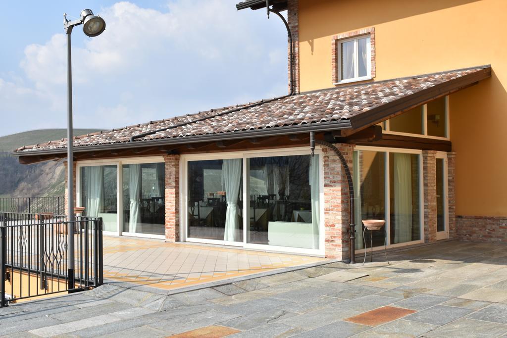 Mongalletto Castellinaldo Εξωτερικό φωτογραφία